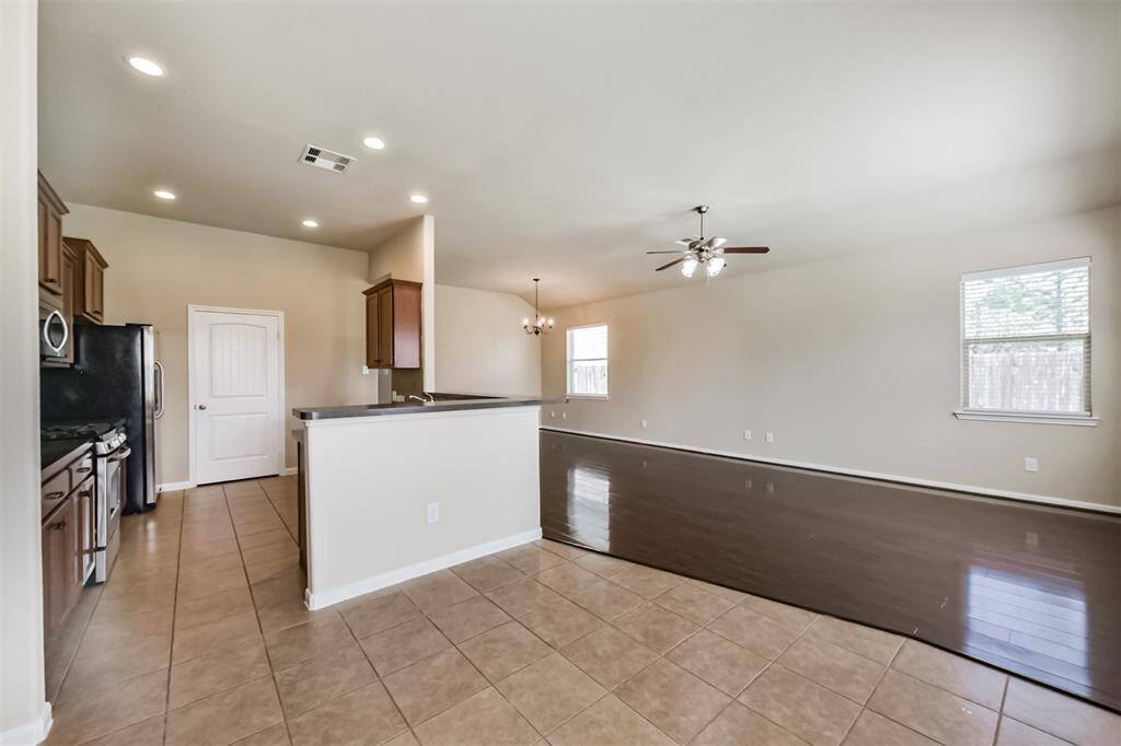 View of family room and kicthen from the brekfast area.