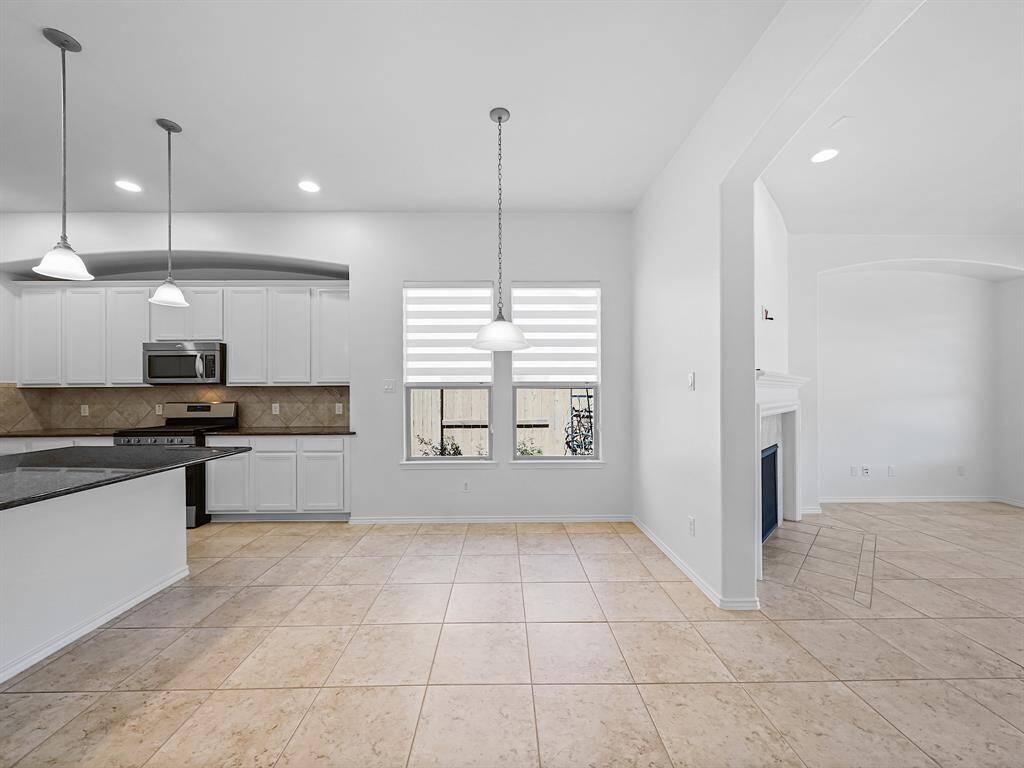 Enjoy effortless living with this home's thoughtfully designed layout! The convenient breakfast room, ideally situated off the kitchen, opens directly into the spacious family room, making it perfect for casual meals and relaxed family time.