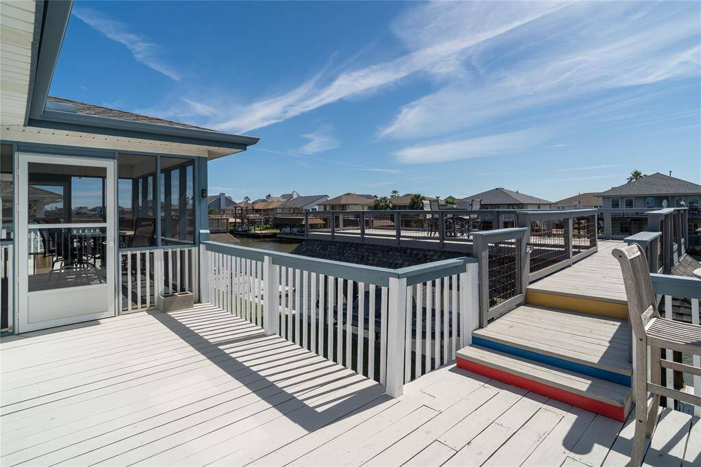 Deck and walkway to the party deck.