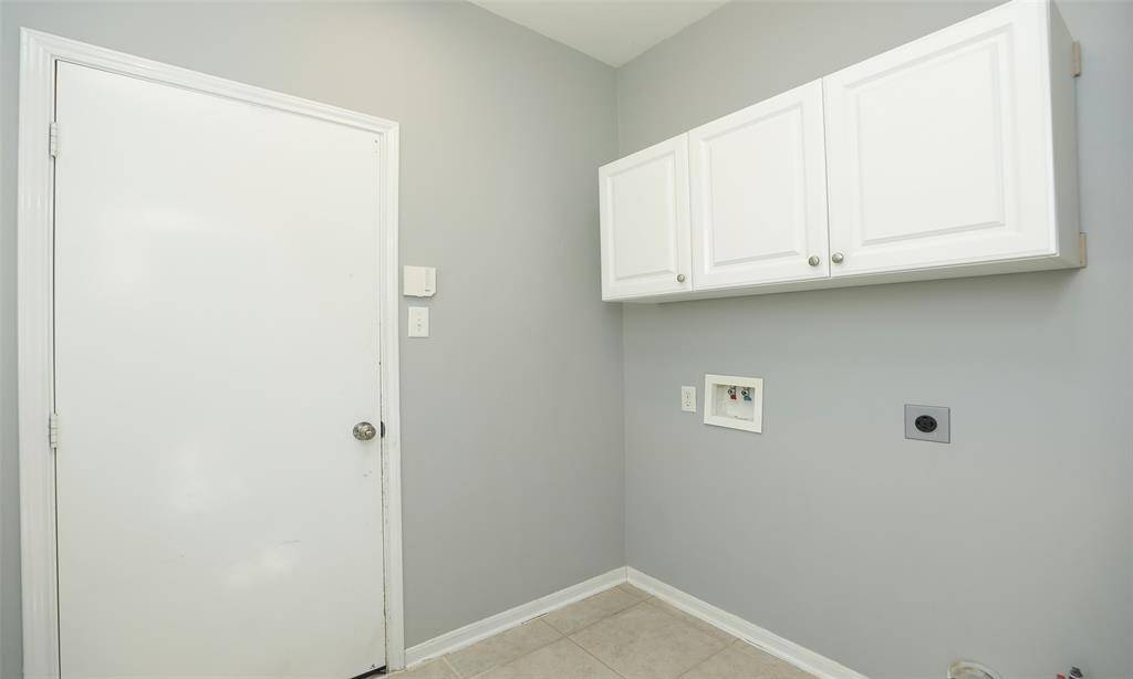 Roomy Utility Room