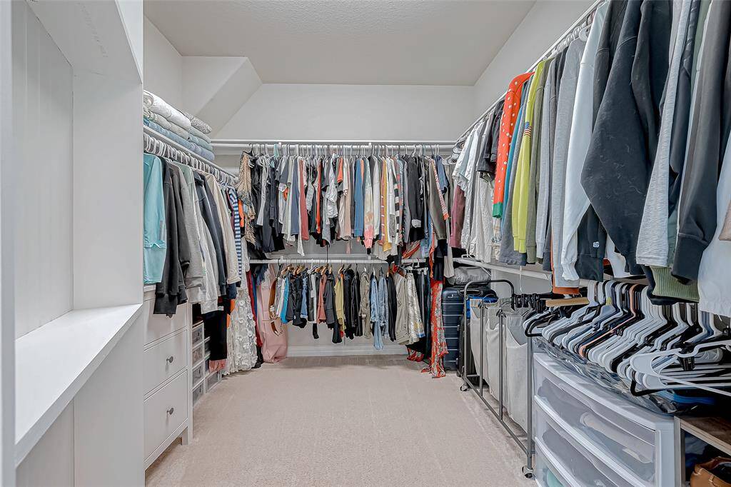 Walk In Closet