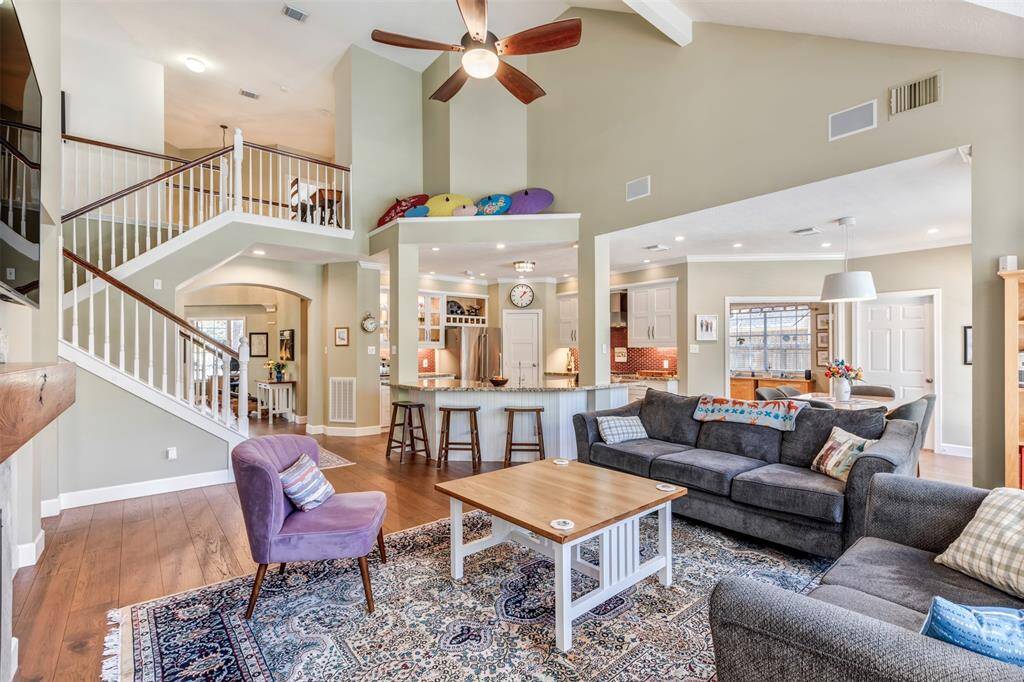 This picture shows the open floorplan that would accommodate large family functions and everyday living.