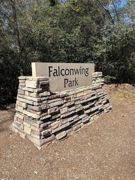 A couple of blocks from the home is Falconwing Park. This park has it all. Swimming pool, kiddie pool, playground equipment, tennis/pickleball court and so much more.