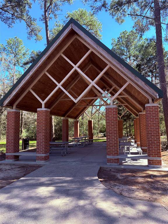 A beautiful pavilion in the park. A fun spot for picnic's and a resting spot away from the sun.