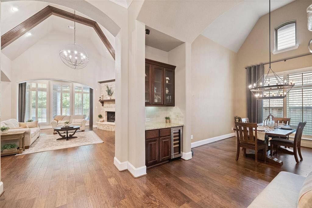 Formal dining located off of the main hall & family room,