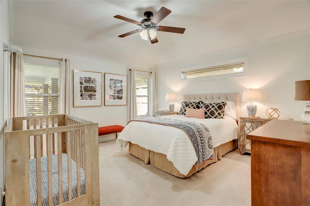 A second ensuite guest room overlooks the backyard, perfect for guests to have their privacy.