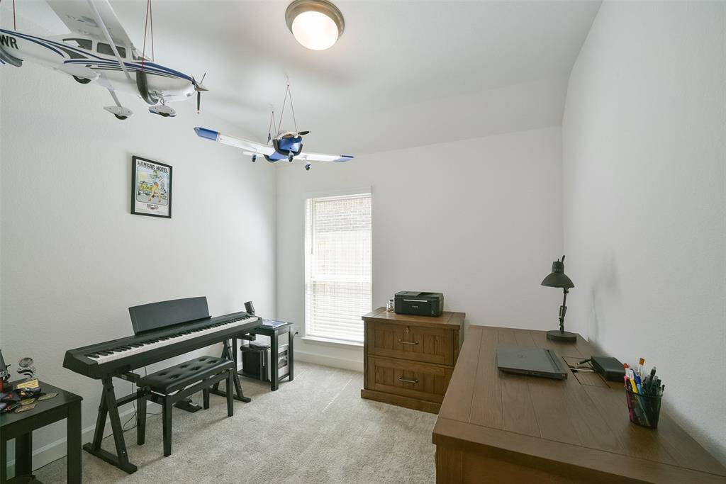 Property Image 32