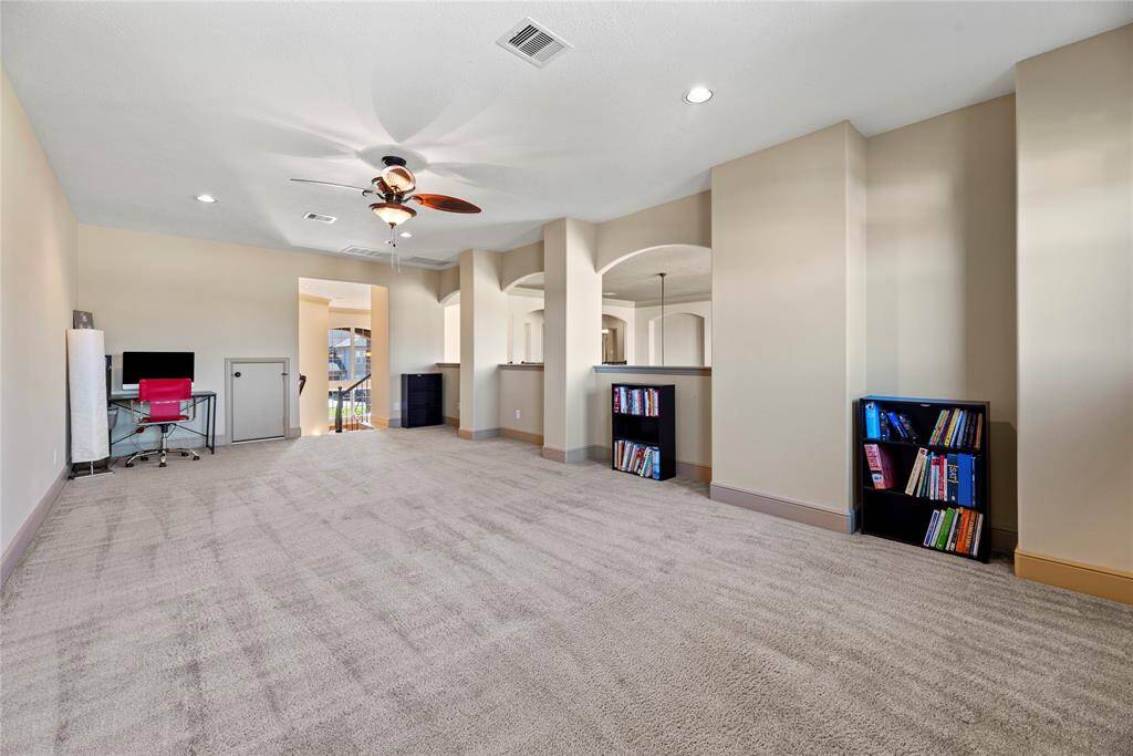 This is a versatile space perfect for family fun or movie nights. Kids' haven meets grown-up retreat in an airy upstairs escape.