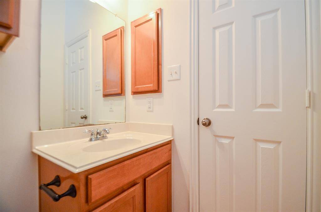 Full bathroom