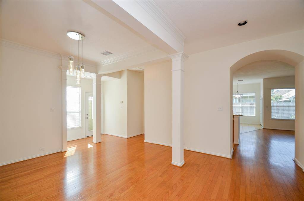 Dining Room Primary bed entry and family room view
