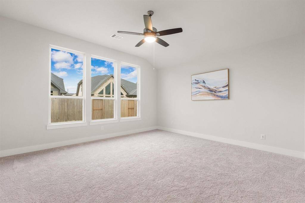 Spacious bedroom