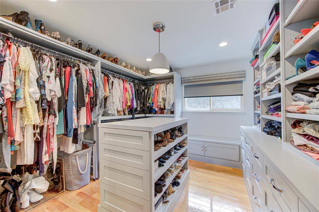The walk-in closet in the primary retreat is a dream come true with so many extra drawers and shelves for storage. There is even a window in the closet to draw in natural light. You do not find a closet like this in Nottingham Forest very often.