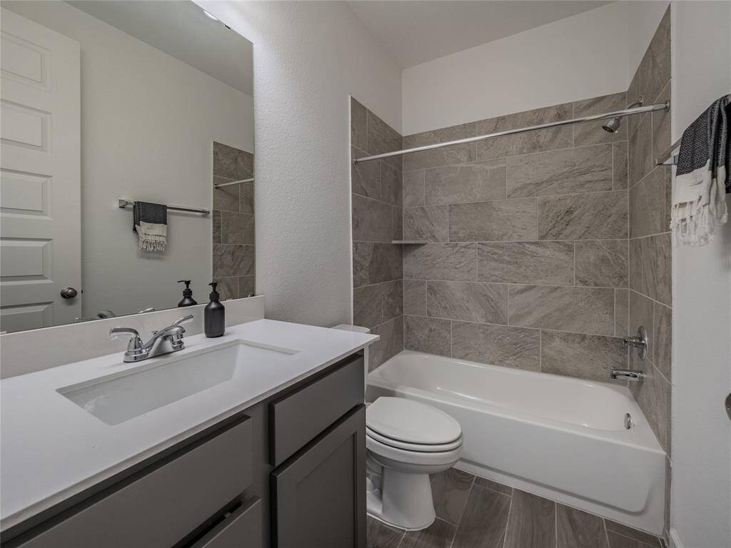 bath room 3 which is between bedrooms 3 and 4 and they share this bedroom