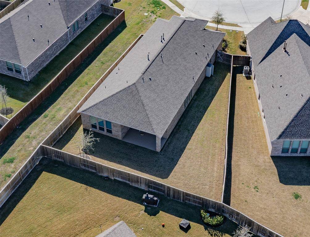 this is another aerial showing you the yard build your very own oasis