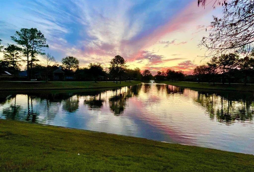 one of the beautiful sunsets in Meridiana this was taken by a resident out on their walk on adventure lake