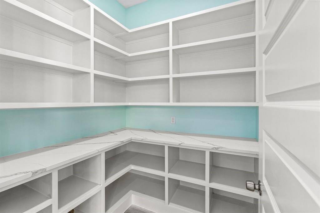 Custom Walk-In Pantry