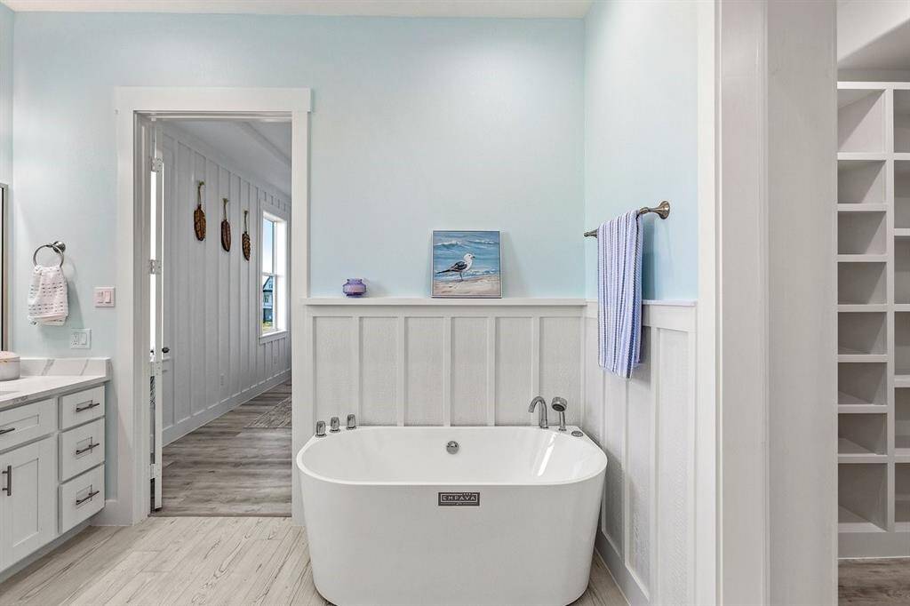Primary Bath-1st floor