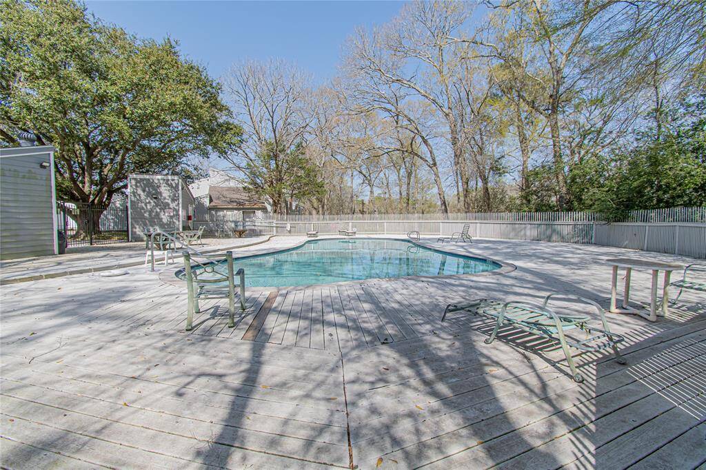 pool