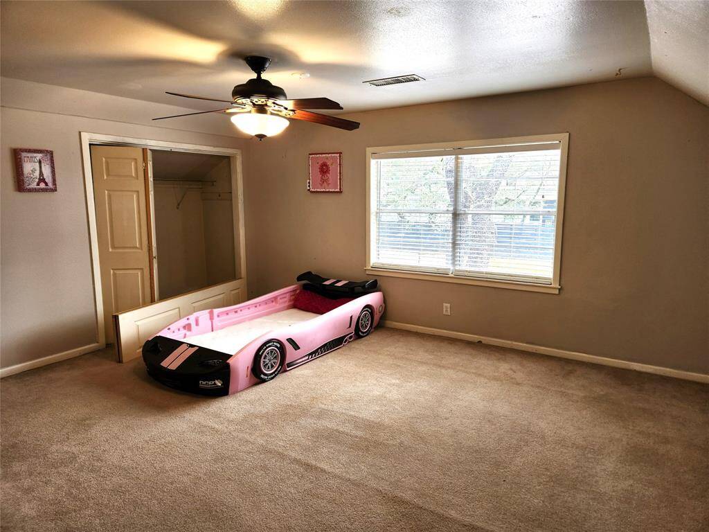 Upstairs bedroom
