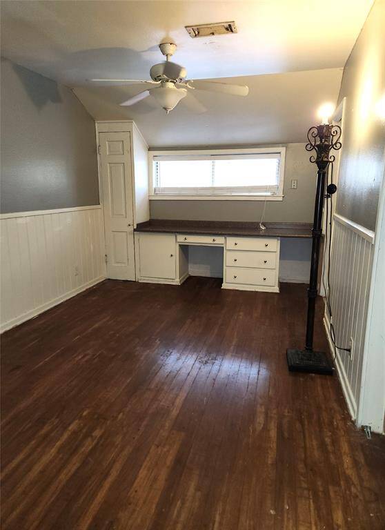 Upstairs bedroom