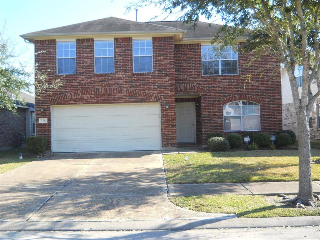 THIS IS THE FRONT OF THE HOME.