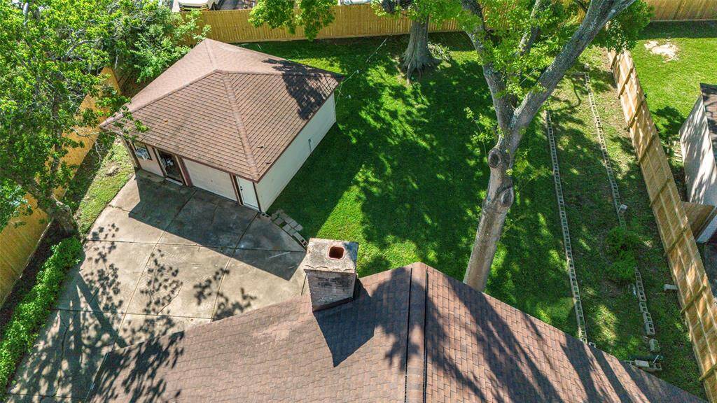 Detached garage, new fence all around