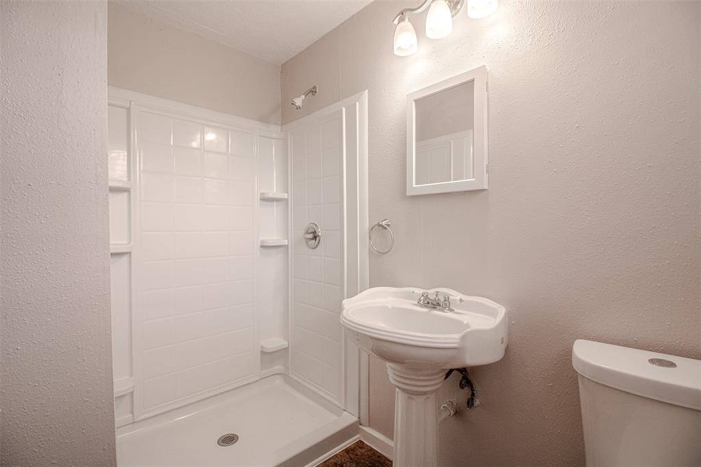 What a large shower!