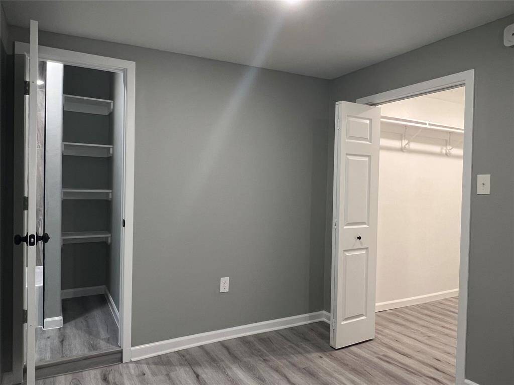 MASTER CLOSET & BATHROOM