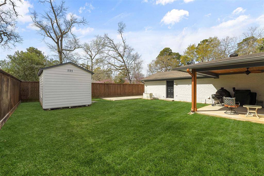 The house is equipped with a 22 KW natural gas-powered e house Generac generator, installed in 2018,  with WiFi capabilities for convenient remote monitoring via the Generac app.