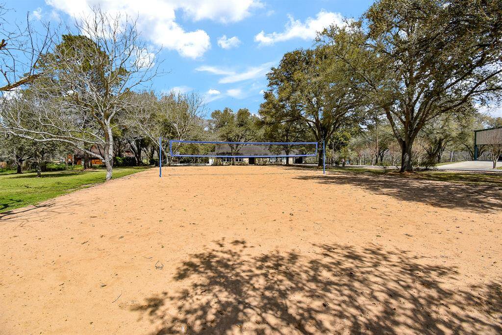 Who doesn’t love a game of volleyball? This regulation-size sand volleyball court has been professionally installed and is ready for you to bring your game!