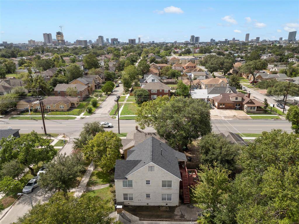 3005 Arbor - Aerial View to Medical Center