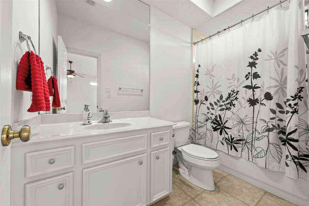 Full bath located on third level