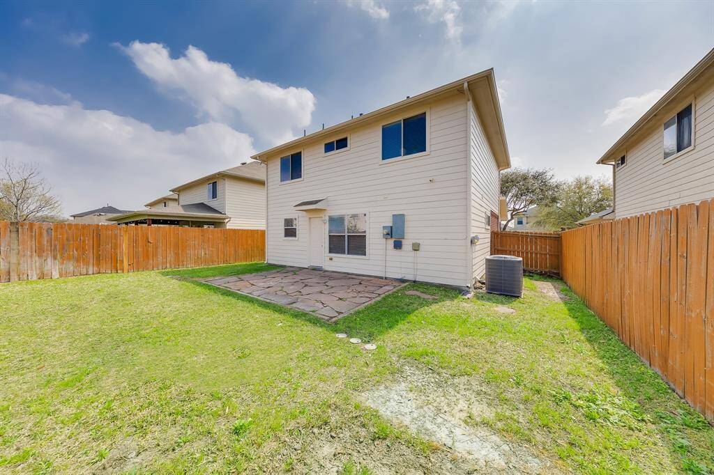 It’s a great space for pets, play, or simply enjoying a quiet moment in your own secluded area.
