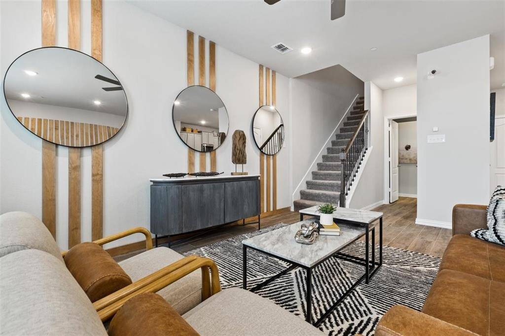 Family Room Representative Photography