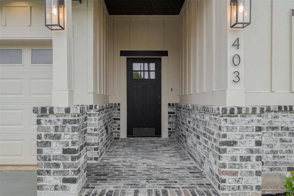 WELCOME HOME!