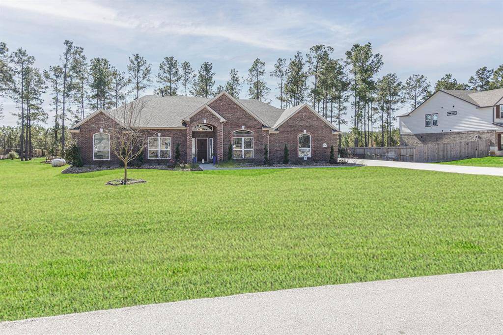 Must see this beautiful Montgomery floor plan from Kendall Homes