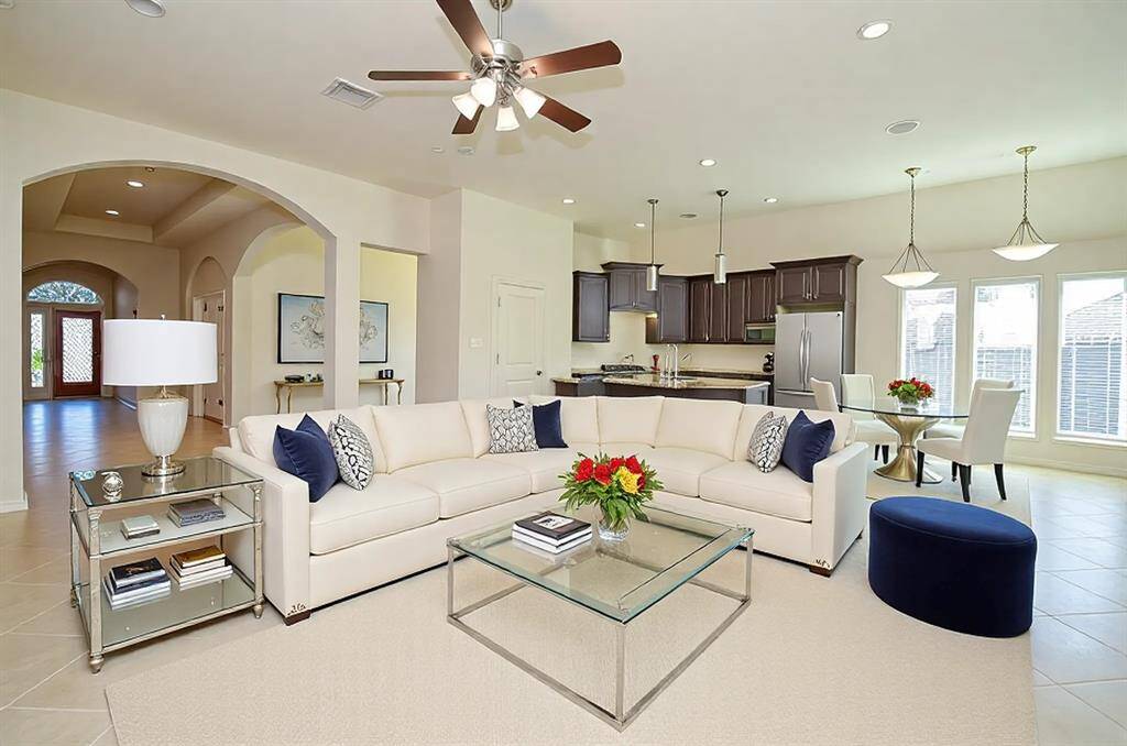 Vitual Staging Family Room