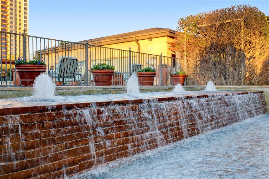 Sounds of tranquility from the fountains in the courtyard is a perfect place to unwind.