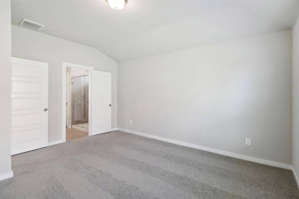 Photo is not of the actual home but is an inspirational photo of builder’s model home and may depict options, furnishings, and/or decorator features that are not included.