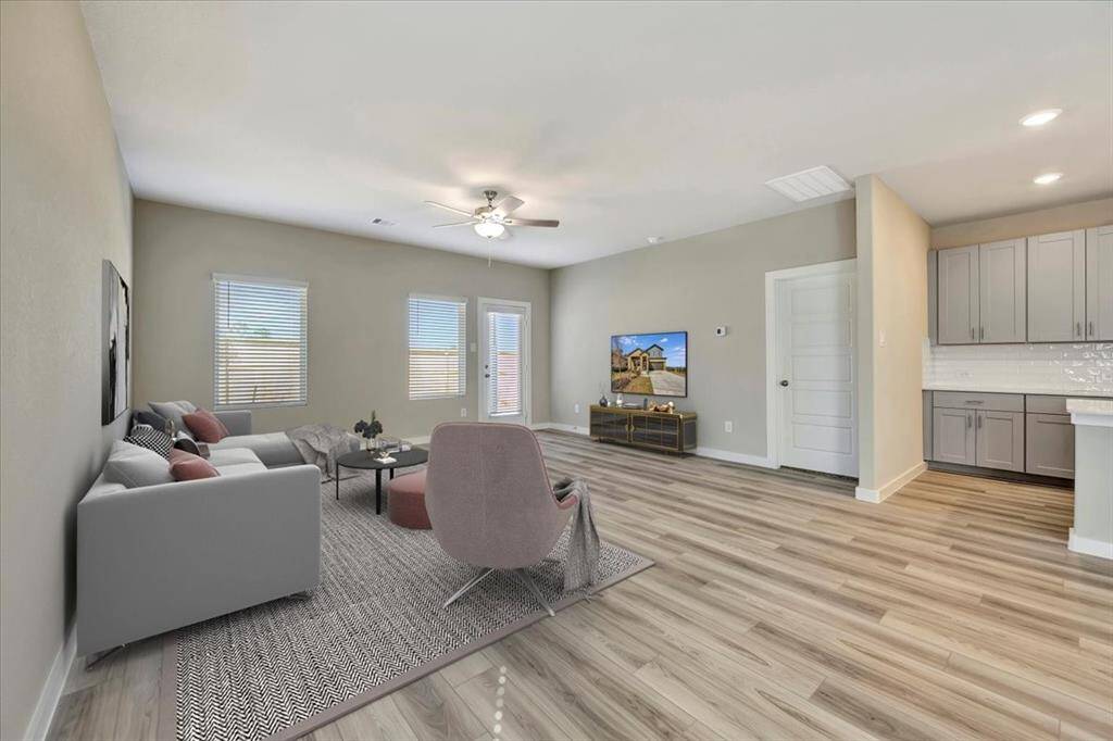 Photo is not of the actual home but is an inspirational photo of builder’s model home and may depict options, furnishings, and/or decorator features that are not included.