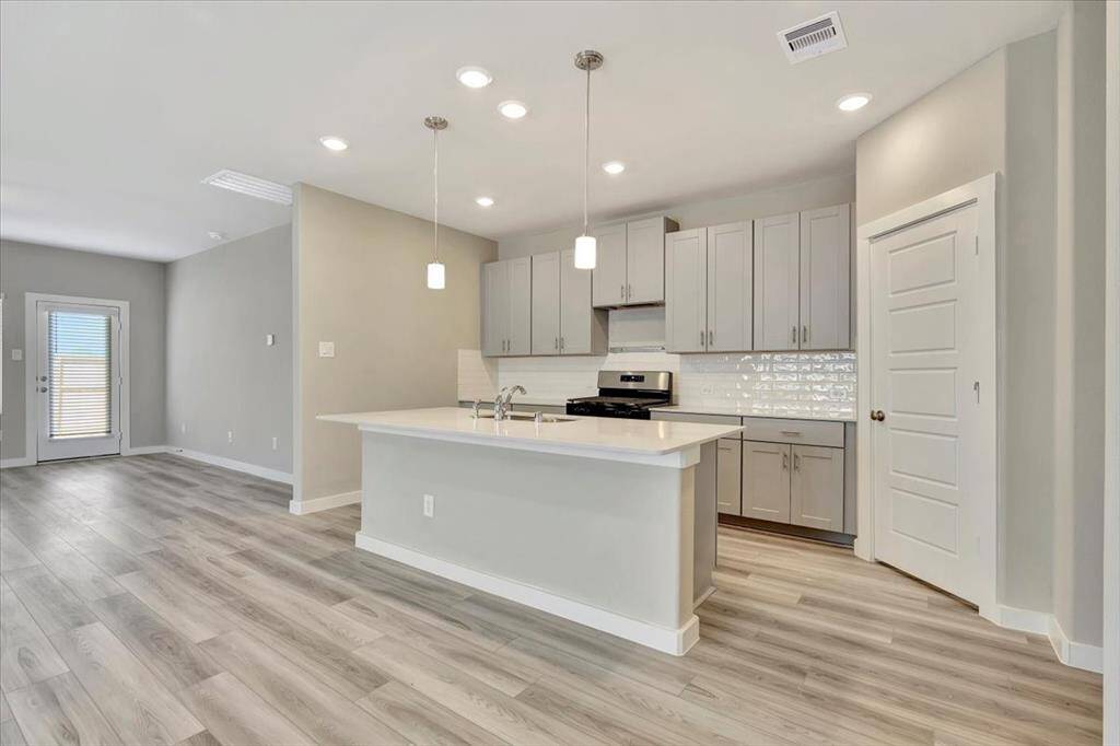 Photo is not of the actual home but is an inspirational photo of builder’s model home and may depict options, furnishings, and/or decorator features that are not included.