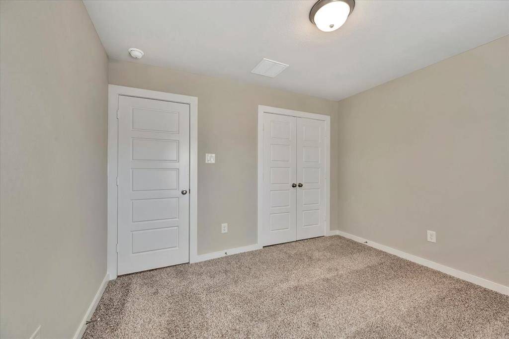 Photo is not of the actual home but is an inspirational photo of builder’s model home and may depict options, furnishings, and/or decorator features that are not included.