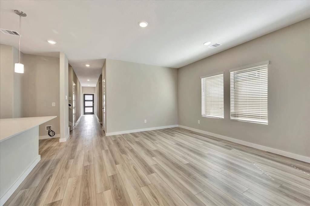 Photo is not of the actual home but is an inspirational photo of builder’s model home and may depict options, furnishings, and/or decorator features that are not included.