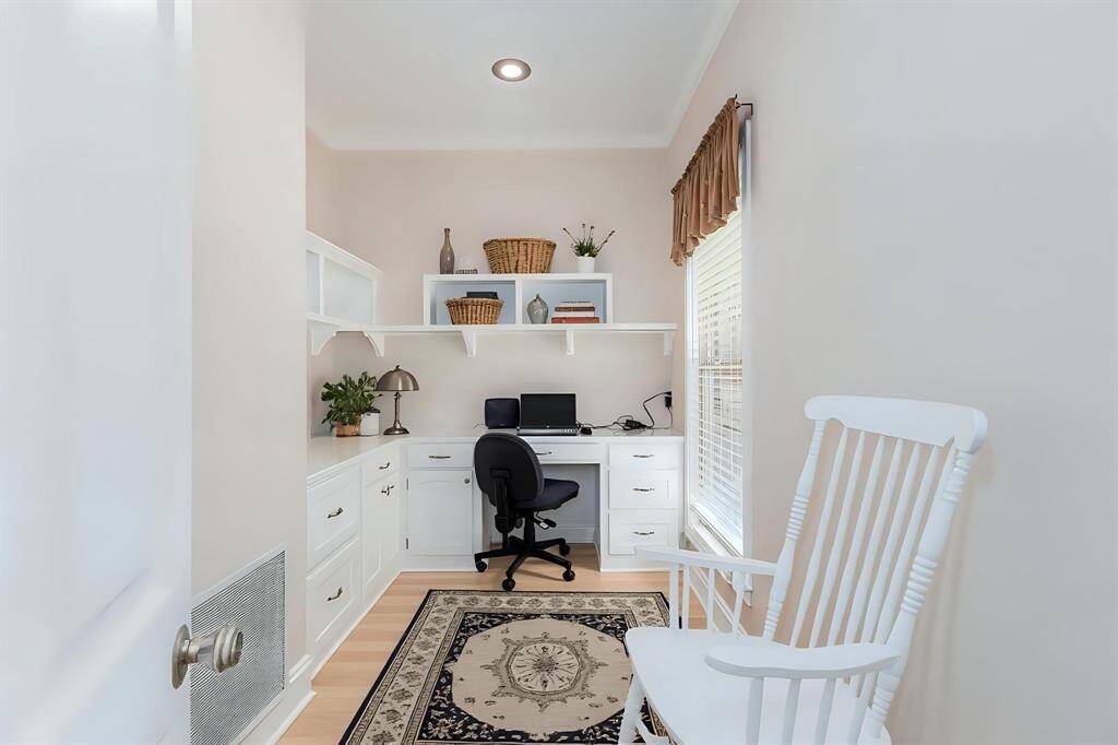 Quaint and quiet, perfect for working from home or studying