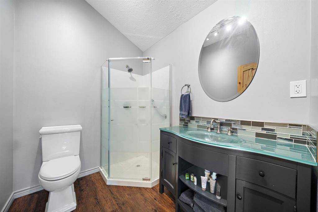 Guest House Bathroom