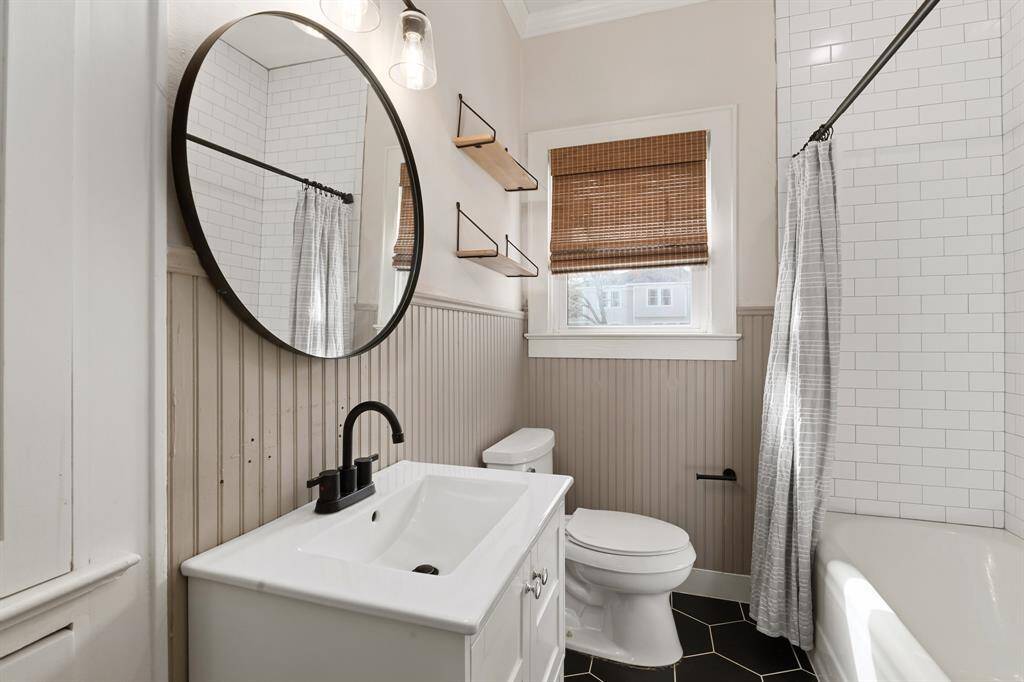Guest bathroom