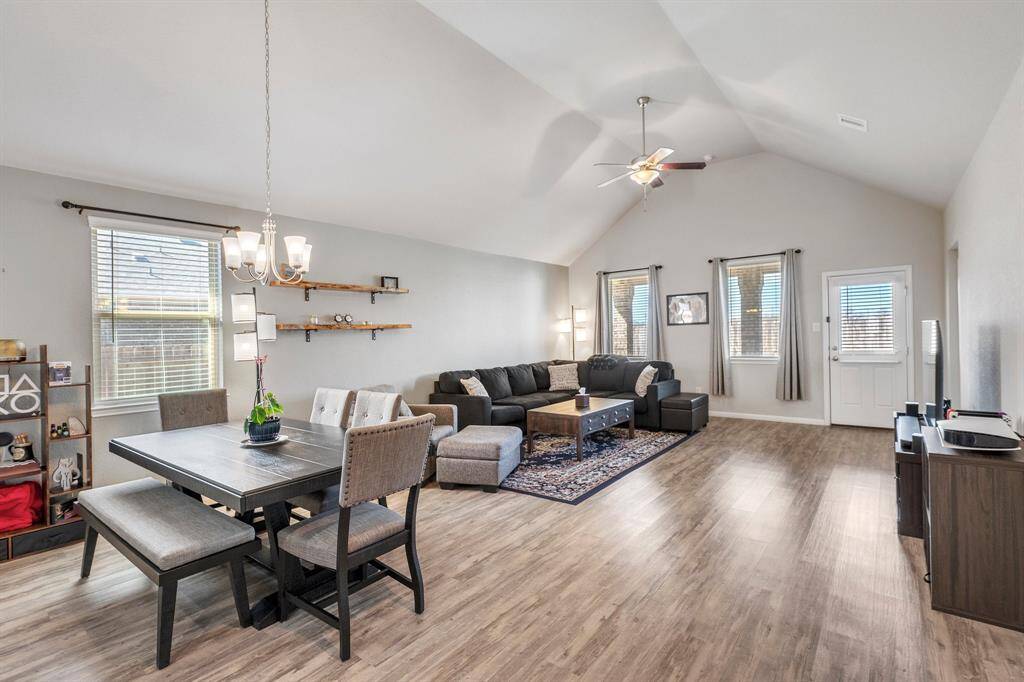 This home utilizes the open concept to the fullest, giving you plenty of space to do everything!
