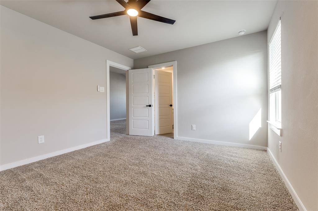 2nd Bedroom Upstairs