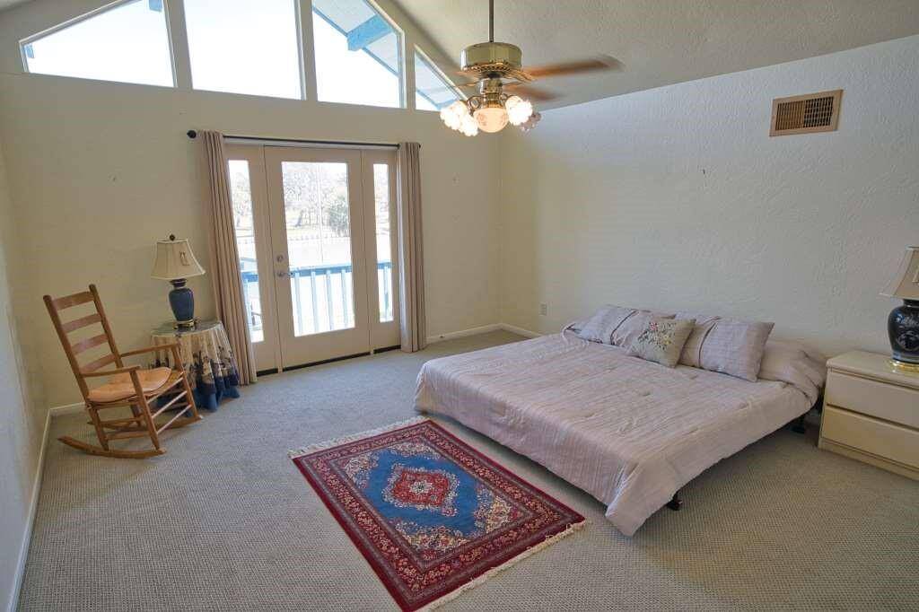 Bedroom is 17 x 14