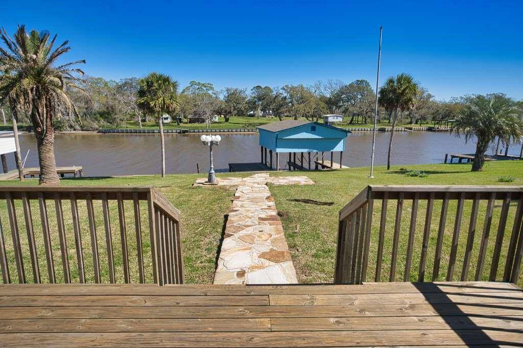 Sandstone Walkway to the Dock
